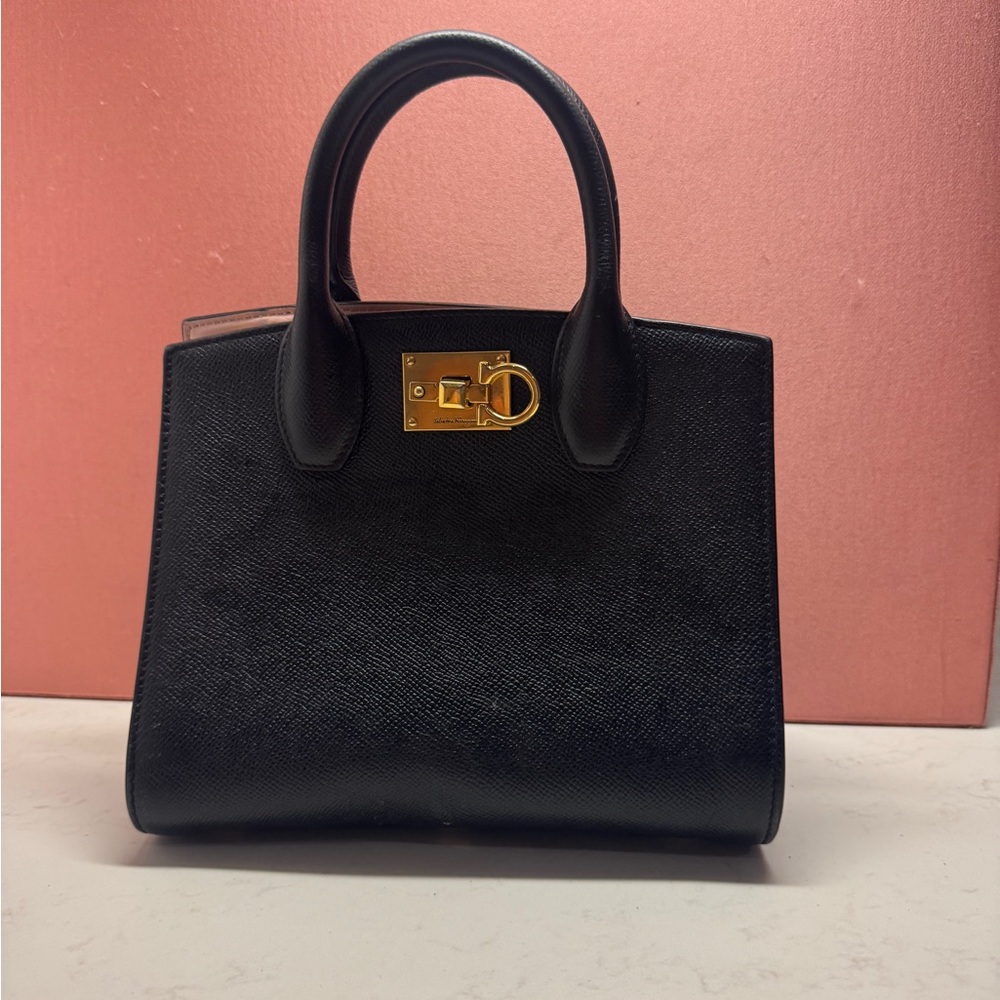 Ferragamo Studio Box Mini